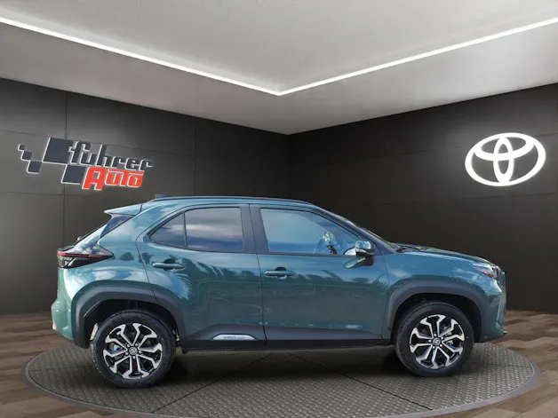 Toyota Yaris Cross 1.5 VVT-i HSD Trend AWD-i
