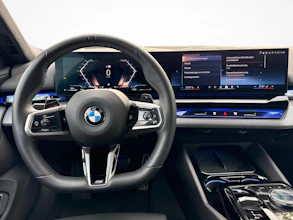 https://vehicle.imgix.net/4414500/cf808e8e-533f-401d-8f98-68b658fa51bd.jpg