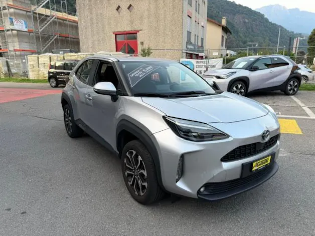 Toyota Yaris Cross 1.5 VVT-i HSD Trend AWD-i
