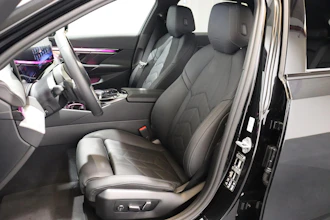 https://vehicle.imgix.net/4414522/812eaf8a-9c6a-4ce4-b537-c91a0bf2ce8f.JPG