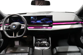 https://vehicle.imgix.net/4414522/b7c77de9-4eca-4996-8180-e8e6851cca6f.JPG