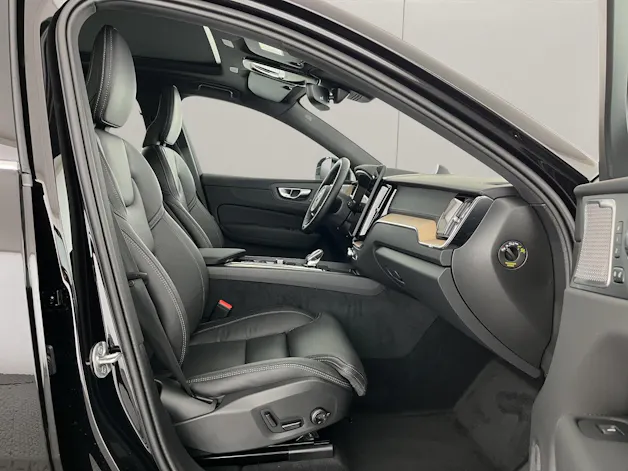 VOLVO XC60 2.0 T8 TE Ultra Bright eAWD