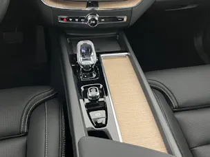 VOLVO XC60 2.0 T8 TE Ultra Bright eAWD