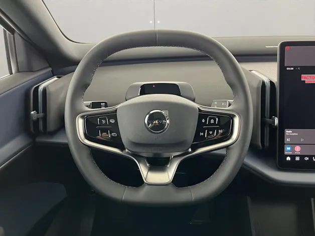 Volvo EX30 CC P8 Ultra AWD