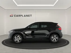 VOLVO XC40 2.0 B3 MH Plus Dark