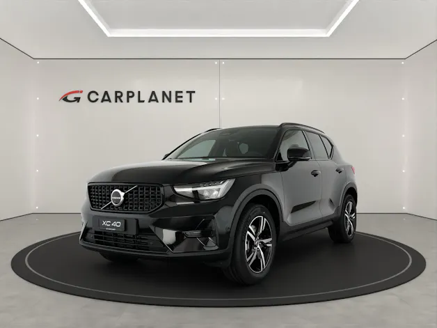 Volvo XC40 2.0 B3 MH Plus Dark