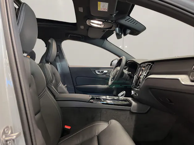 VOLVO V60 2.0 T6 TE Ultra Dark eAWD