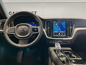 VOLVO V60 2.0 T6 TE Ultra Dark eAWD