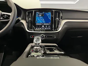 VOLVO V60 2.0 T6 TE Ultra Dark eAWD