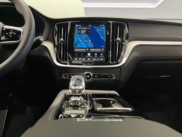 VOLVO V60 2.0 T6 TE Ultra Dark eAWD