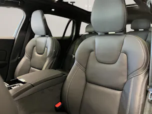 VOLVO V60 2.0 T6 TE Ultra Dark eAWD