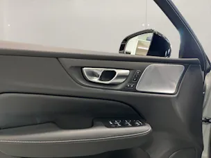 VOLVO V60 2.0 T6 TE Ultra Dark eAWD