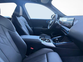 https://vehicle.imgix.net/4414544/7bb99f6a-49b4-4e2c-b368-a66755d158d7.jpg