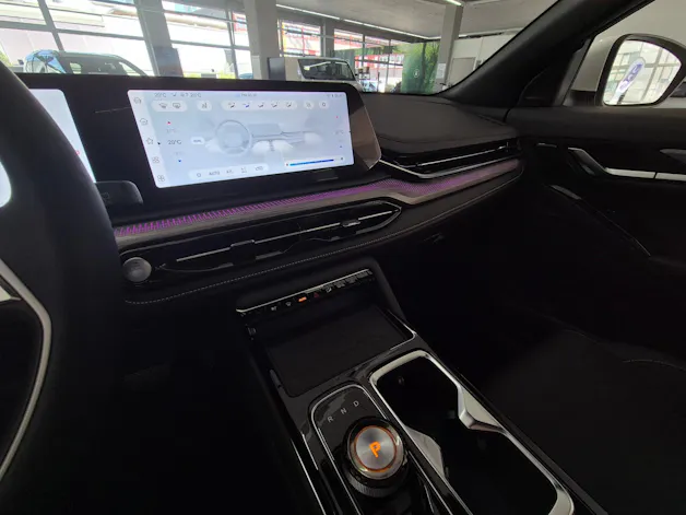 JAC JS6 1.5 PHEV