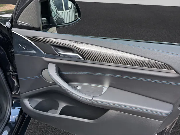 BMW X3 M40i