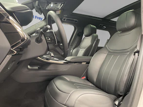 https://vehicle.imgix.net/4414589/a2503230-a1ec-4cf0-8464-9572f5f6e8f1.jpg