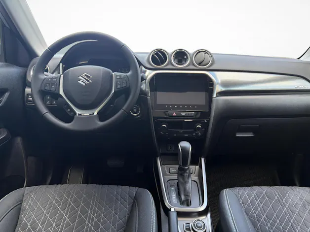 Suzuki Vitara 1.4 T Piz Sulai Top Hybrid 4x4 inkl. Winterräder
