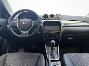 Fahrzeugbild SUZUKI Vitara 1.4 T Piz Sulai Top Hybrid 4x4 inkl. Winterräder