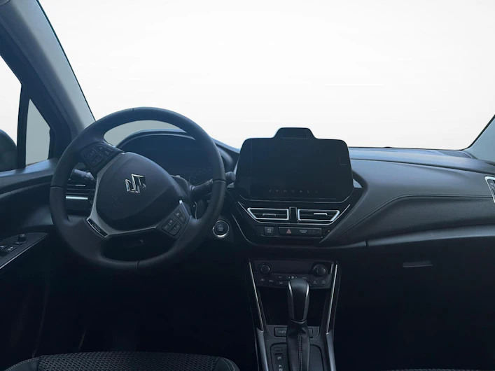 Fahrzeugbild SUZUKI S-CROSS