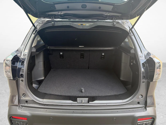 Fahrzeugbild SUZUKI S-CROSS