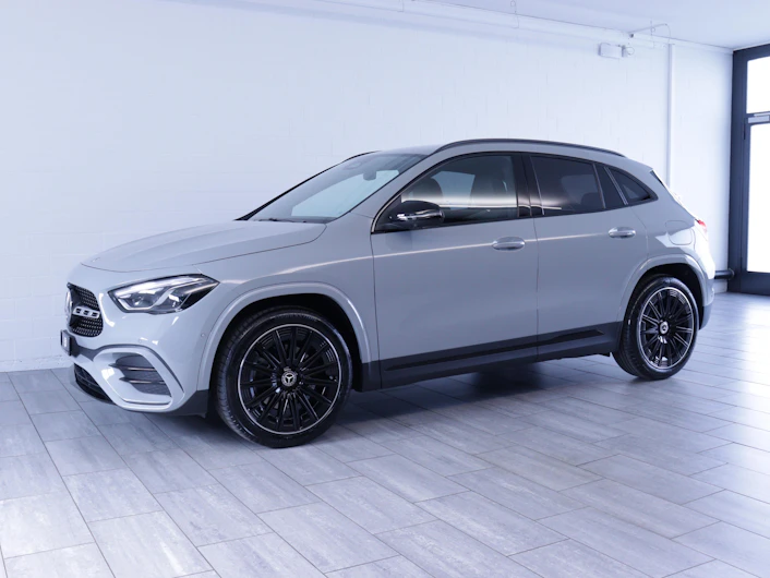 Fahrzeugbild MERCEDES-BENZ GLA 200