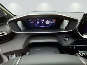 PEUGEOT 208 1.2 Hybrid 145 GT Exclusive