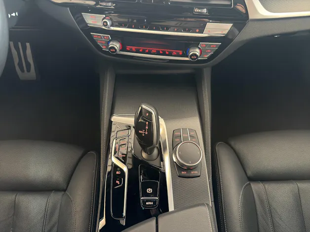 BMW 545e xDrive