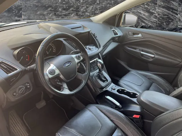 Ford Kuga 2.0 TDCi 180 Titanium S
