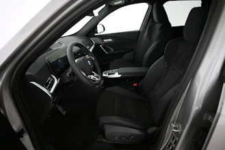 https://vehicle.imgix.net/4414755/95e70195-c5c6-4719-8d49-6048c488a1c3.jpg