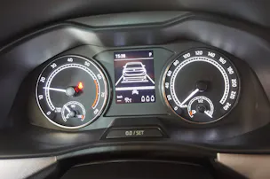 SKODA Kamiq 1.0 TSI Tour DSG