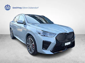Fahrzeugbild BMW iX2 30 xDrive30