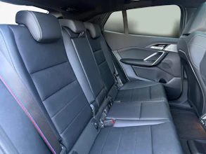 https://vehicle.imgix.net/4414786/585652db-1c46-4531-aab1-0eb32c678344.jpg