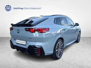 Fahrzeugbild BMW iX2 30 xDrive30