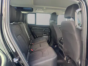 Land Rover Defender 110 3.0 D I6 200