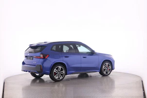 Fahrzeugbild BMW X1 23i xDrive
