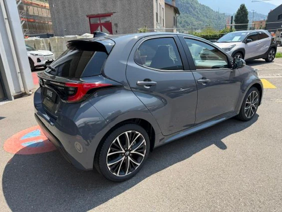 immagine del veicolo 4 immagine del veicolo 4