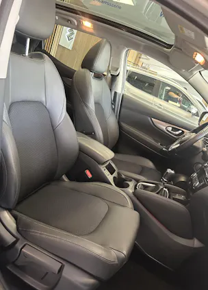 NISSAN Qashqai 1.2 DIG-T Tekna