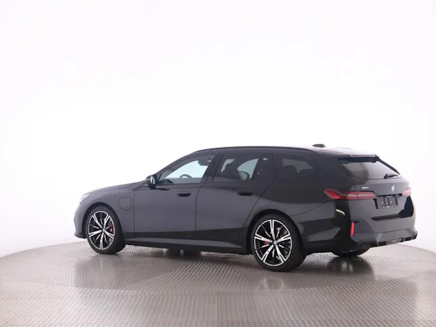BMW 530e xDrive Touring