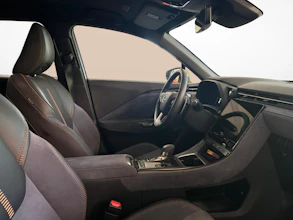https://vehicle.imgix.net/4414846/5cdaa7fe-dfde-4a80-b036-7cc33df07423.jpg
