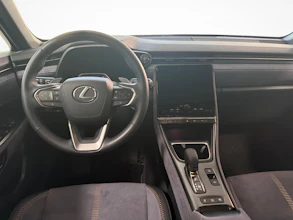https://vehicle.imgix.net/4414846/d95bf91a-dcdc-44a7-93cd-46e7e9d3478f.jpg