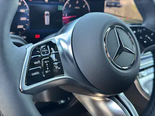 MERCEDES-BENZ V 300 d Swiss Ed. lang 4matic Van