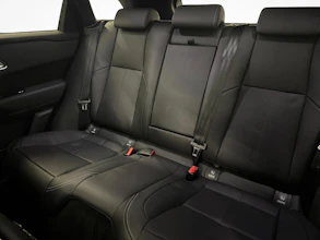 https://vehicle.imgix.net/4414969/2df303ca-dfd6-4a7b-87d6-704e4615d04e.jpg