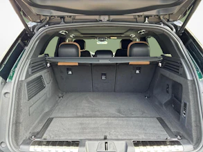 https://vehicle.imgix.net/4414976/9d4dcb97-e96b-4e1c-9091-8b187a110fdc.jpg