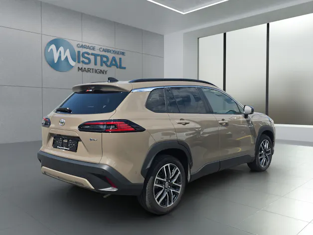Toyota Corolla Cross 2.0 HSD Premium AWD-i