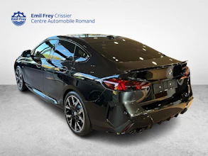 https://vehicle.imgix.net/4415003/59529bc6-d55a-445e-8429-ca5ab65b1f5e.jpg