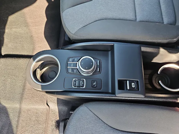 BMW i3 120 Ah i01 (CH)