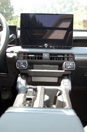 Suzuki Across 2.5 PHEV Compact Top 4x4