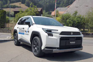 Suzuki Across 2.5 PHEV Compact Top 4x4