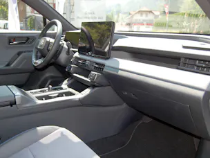 Suzuki Across 2.5 PHEV Compact Top 4x4