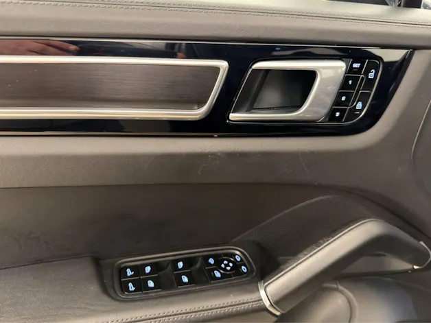Porsche Cayenne GTS